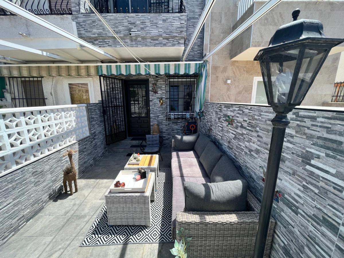 Prachtig Gemoderniseerde Woning Op 250 Meter Van Het Strand Santa Pola Buitenkant foto